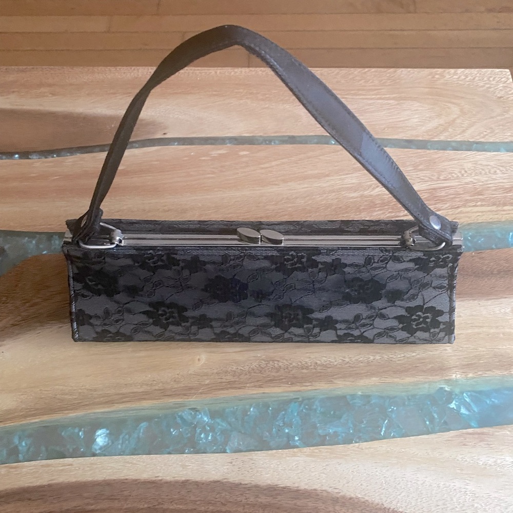 Elegant lace evening bag